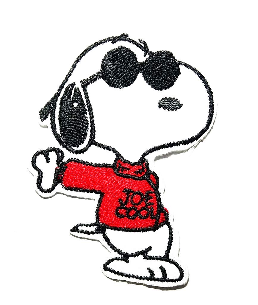 PLESIU Cartoon S Beagle Dog Dream Dog Standing with Glasses Logo Patch Embroidered Sew Iron On Patches Badge Bags Hat Jeans Shoes T-Shirt Applique